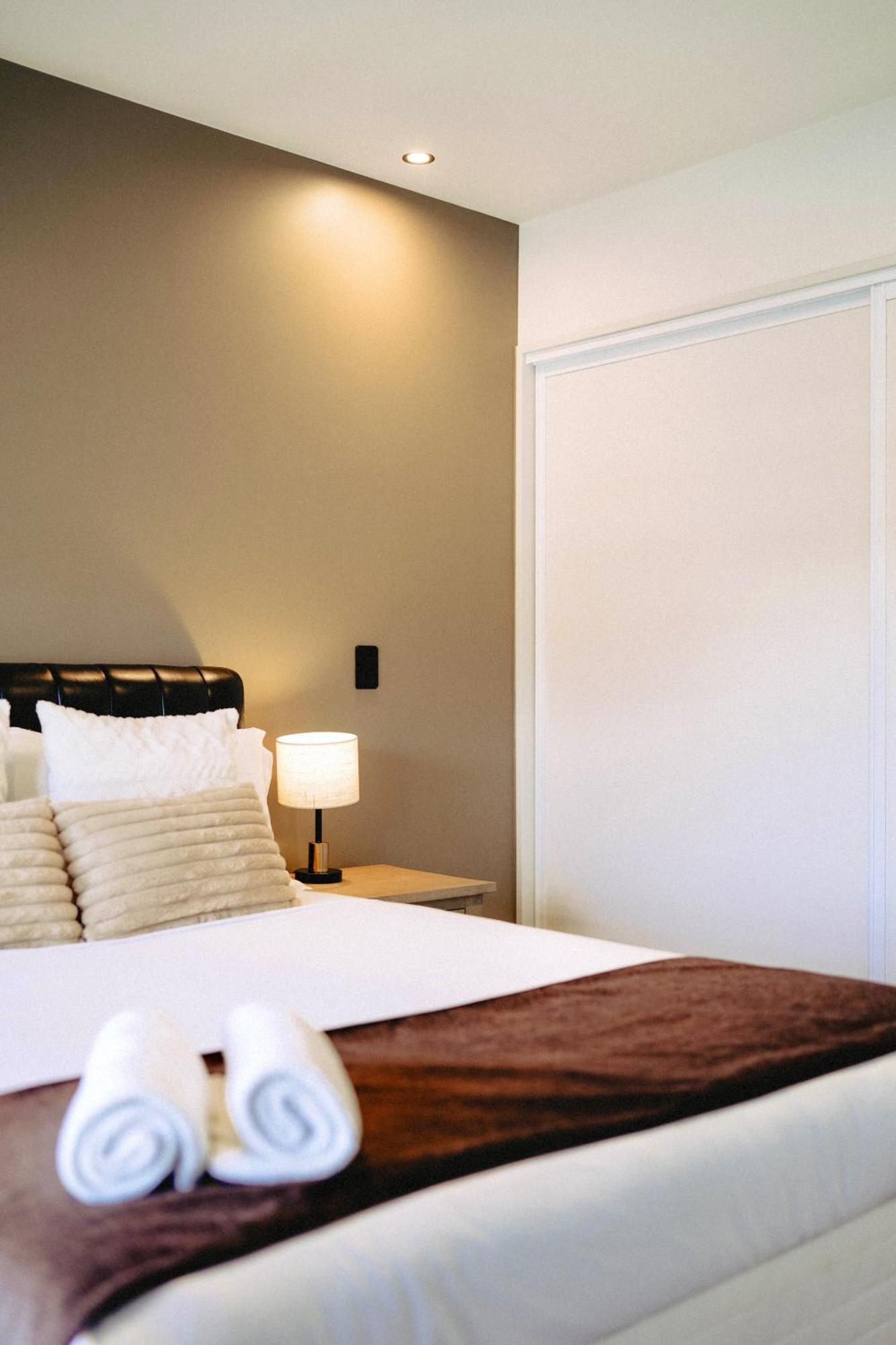 Cbd Contemporary Comfort Townhouse 2 Bed 2Bath Christchurch Exterior photo
